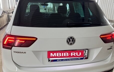 Volkswagen Tiguan II, 2017 год, 2 600 000 рублей, 6 фотография