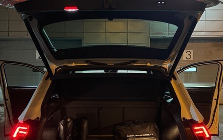 Volkswagen Tiguan II, 2017 год, 2 600 000 рублей, 14 фотография