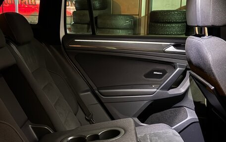 Volkswagen Tiguan II, 2017 год, 2 600 000 рублей, 11 фотография