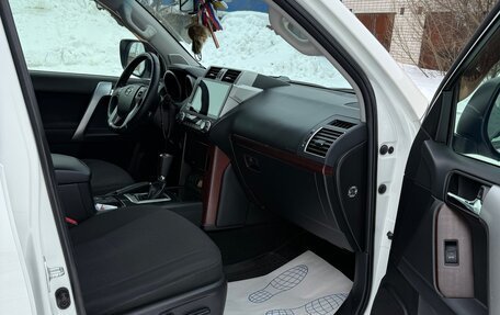 Toyota Land Cruiser Prado 150 рестайлинг 2, 2014 год, 3 450 000 рублей, 6 фотография