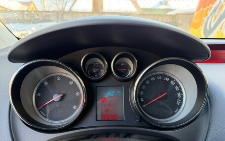 Opel Meriva, 2012 год, 610 000 рублей, 17 фотография