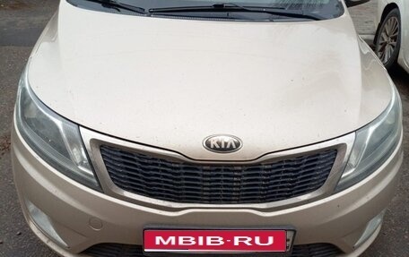 KIA Rio III рестайлинг, 2013 год, 1 100 000 рублей, 1 фотография