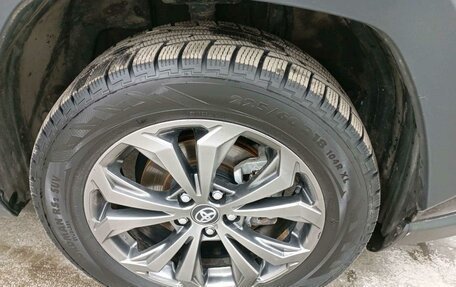 Toyota RAV4, 2023 год, 4 224 000 рублей, 2 фотография