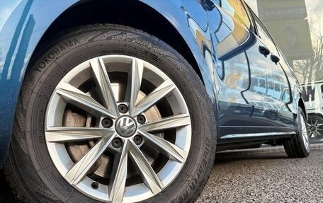 Volkswagen Sharan II, 2019 год, 1 660 000 рублей, 8 фотография