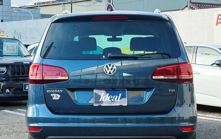 Volkswagen Sharan II, 2019 год, 1 660 000 рублей, 5 фотография