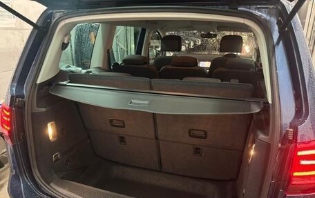 Volkswagen Sharan II, 2019 год, 1 660 000 рублей, 19 фотография