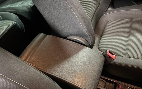 Volkswagen Sharan II, 2019 год, 1 660 000 рублей, 24 фотография