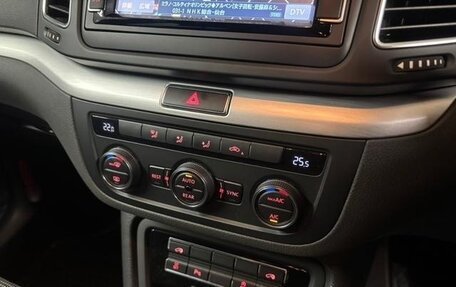 Volkswagen Sharan II, 2019 год, 1 660 000 рублей, 17 фотография