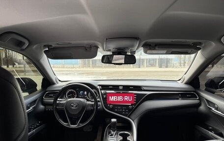 Toyota Camry, 2019 год, 2 650 000 рублей, 8 фотография