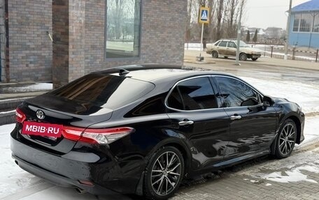 Toyota Camry, 2019 год, 2 650 000 рублей, 6 фотография