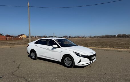 Hyundai Elantra, 2022 год, 2 030 000 рублей, 11 фотография