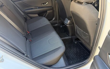 Hyundai Elantra, 2022 год, 2 030 000 рублей, 17 фотография