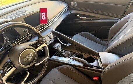 Hyundai Elantra, 2022 год, 2 030 000 рублей, 19 фотография
