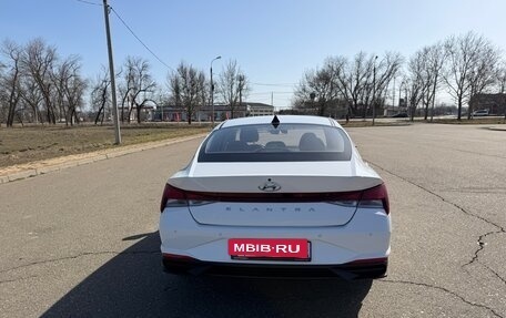 Hyundai Elantra, 2022 год, 2 030 000 рублей, 7 фотография