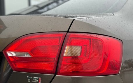 Volkswagen Jetta VI, 2011 год, 879 000 рублей, 8 фотография