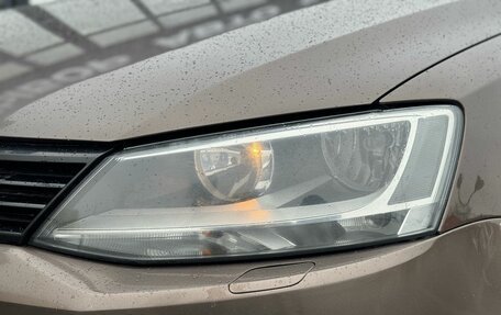 Volkswagen Jetta VI, 2011 год, 879 000 рублей, 6 фотография