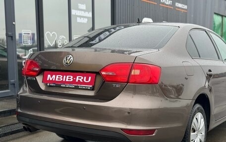 Volkswagen Jetta VI, 2011 год, 879 000 рублей, 7 фотография