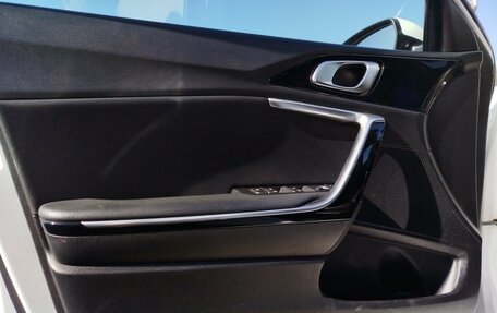 KIA cee'd III, 2018 год, 1 790 000 рублей, 28 фотография