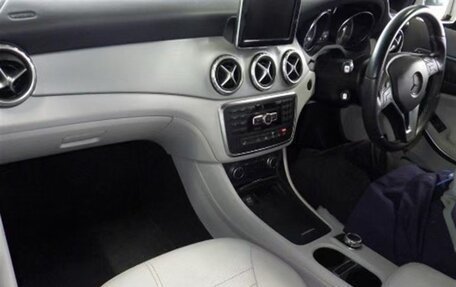 Mercedes-Benz GLA, 2016 год, 1 400 000 рублей, 7 фотография