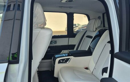 Rolls-Royce Cullinan, 2026 год, 74 000 000 рублей, 9 фотография