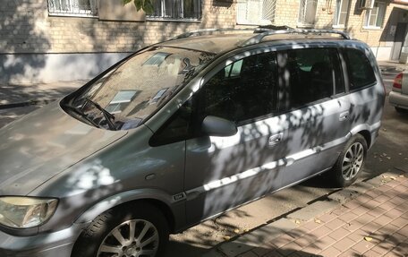 Opel Zafira A рестайлинг, 2005 год, 500 000 рублей, 1 фотография