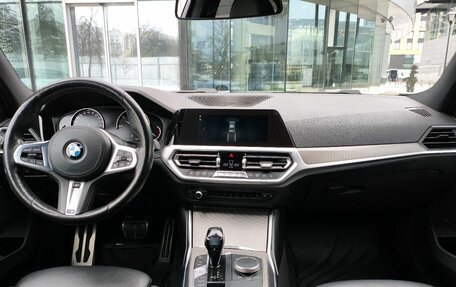 BMW 3 серия, 2019 год, 3 170 000 рублей, 20 фотография