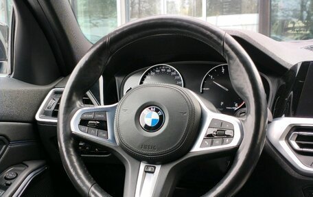 BMW 3 серия, 2019 год, 3 170 000 рублей, 21 фотография