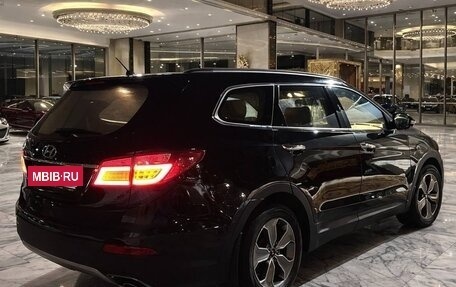 Hyundai Santa Fe III рестайлинг, 2014 год, 1 850 000 рублей, 2 фотография