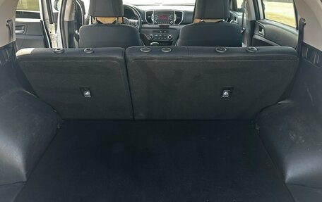 KIA Sportage IV рестайлинг, 2017 год, 2 100 000 рублей, 11 фотография