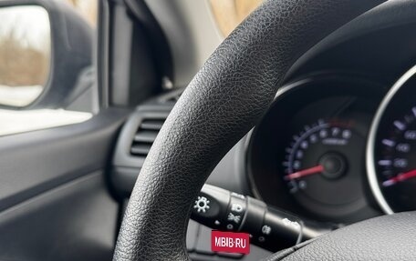 KIA Rio III рестайлинг, 2017 год, 950 000 рублей, 13 фотография