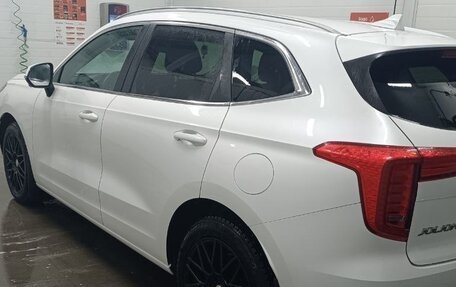 Haval Jolion, 2023 год, 1 900 000 рублей, 4 фотография