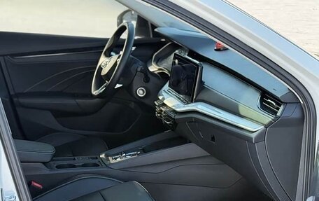 Skoda Octavia IV, 2023 год, 2 430 000 рублей, 12 фотография