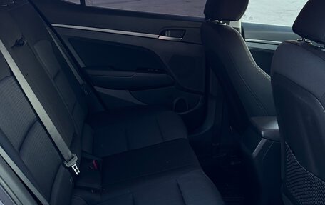 Hyundai Elantra VI рестайлинг, 2017 год, 1 485 000 рублей, 10 фотография