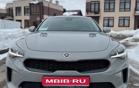 KIA Stinger I, 2018 год, 2 390 000 рублей, 2 фотография