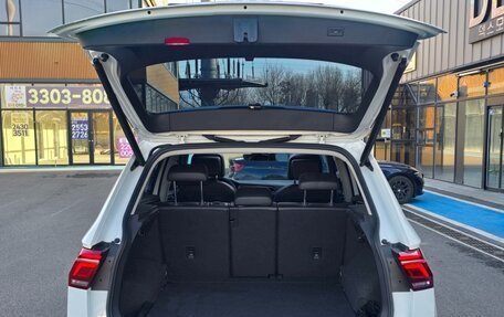 Volkswagen Tiguan II, 2023 год, 3 280 000 рублей, 5 фотография