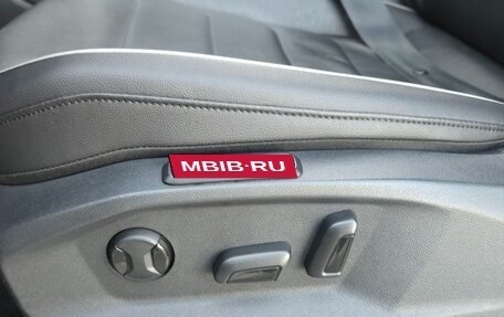 Volkswagen Tiguan II, 2023 год, 3 280 000 рублей, 13 фотография