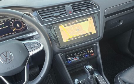 Volkswagen Tiguan II, 2023 год, 3 280 000 рублей, 16 фотография