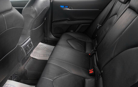 Toyota Camry, 2021 год, 2 999 000 рублей, 10 фотография