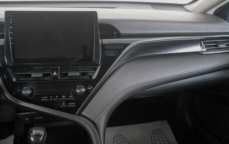 Toyota Camry, 2021 год, 2 999 000 рублей, 15 фотография