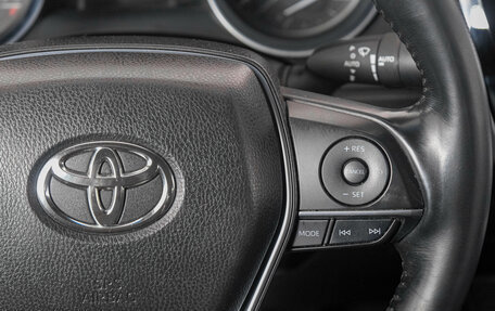 Toyota Camry, 2021 год, 2 999 000 рублей, 18 фотография