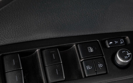 Toyota Camry, 2021 год, 2 999 000 рублей, 25 фотография