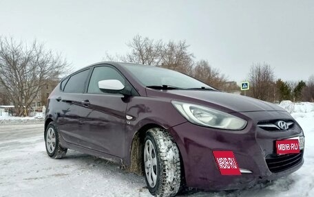 Hyundai Solaris II рестайлинг, 2011 год, 510 000 рублей, 1 фотография