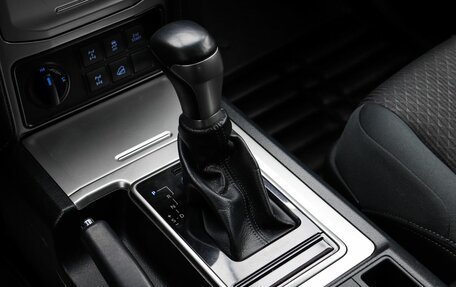 Toyota Land Cruiser Prado 150 рестайлинг 2, 2018 год, 5 390 000 рублей, 18 фотография