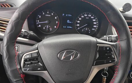 Hyundai Solaris II рестайлинг, 2017 год, 1 250 000 рублей, 6 фотография