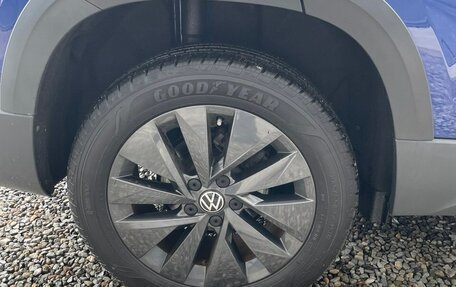 Volkswagen Taos, 2021 год, 1 300 000 рублей, 17 фотография