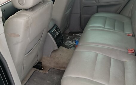 Volkswagen Touareg III, 2003 год, 560 000 рублей, 10 фотография