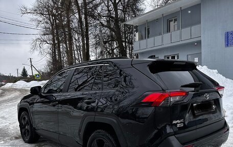 Toyota RAV4, 2021 год, 4 100 000 рублей, 2 фотография