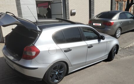 BMW 1 серия, 2004 год, 600 000 рублей, 5 фотография