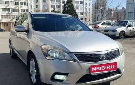 KIA cee'd I рестайлинг, 2010 год, 800 000 рублей, 1 фотография