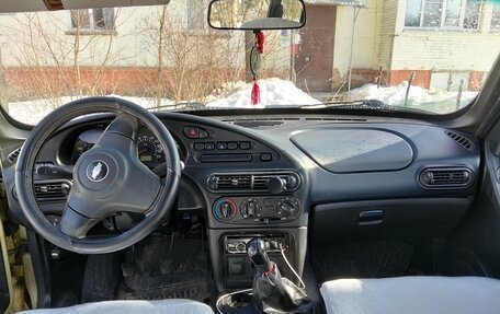 Chevrolet Niva I рестайлинг, 2010 год, 450 000 рублей, 5 фотография